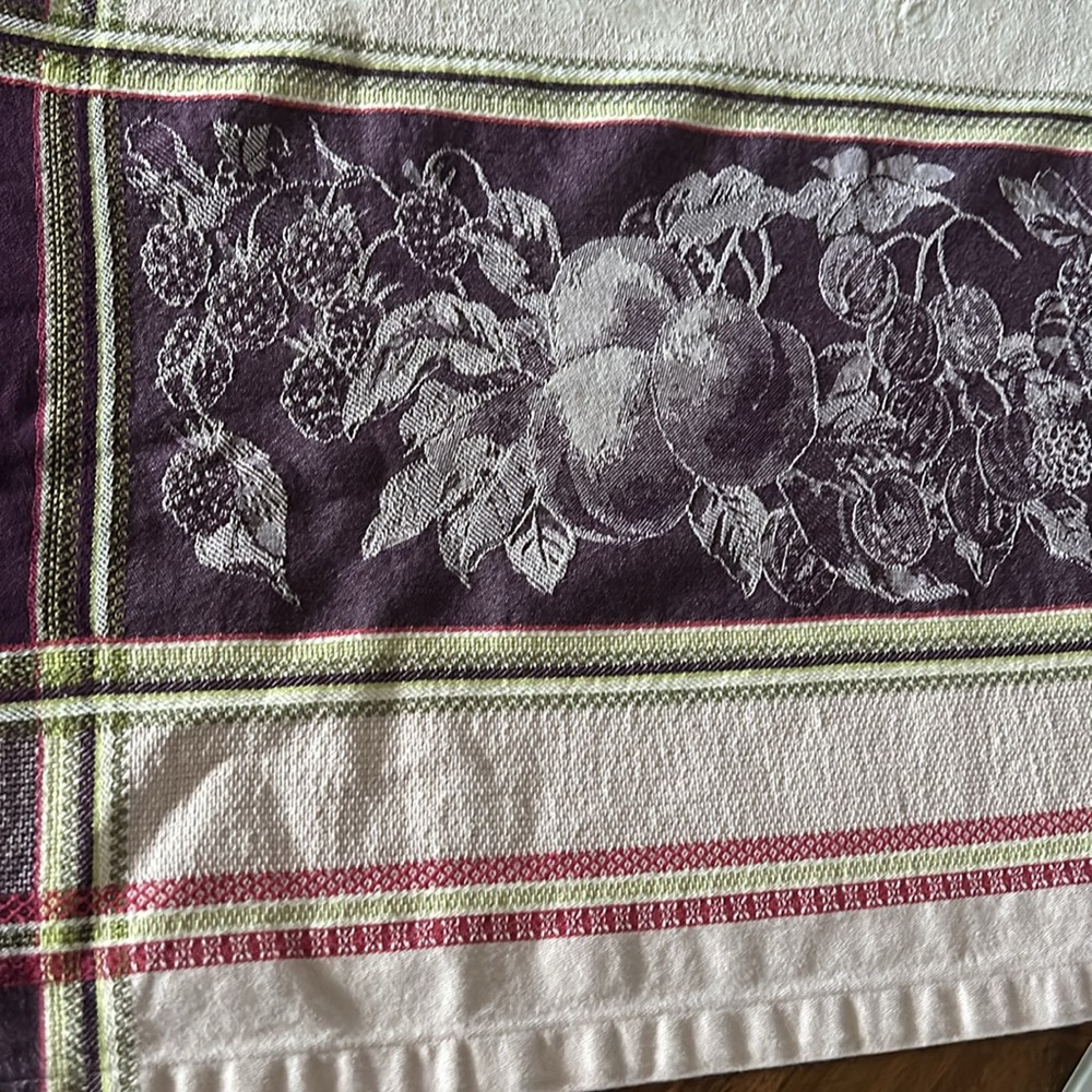 Anne De Solene Cotton Vintage Purple Pink Rectangular Fruit Print Table Cloth - Picture 6 of 17